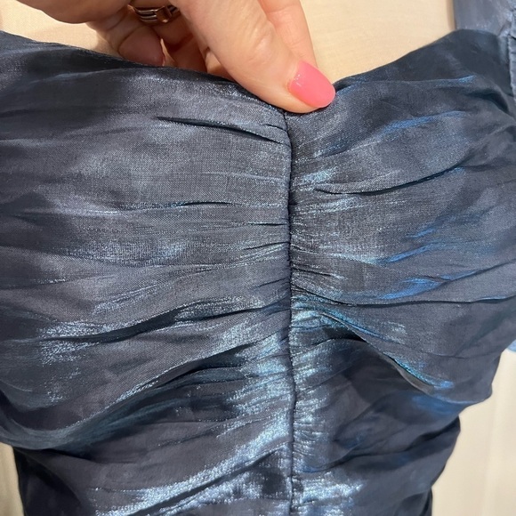 HOUSE OF BLOOM cropped ruched top with puffy sleeves in dusty blue with shimmer - Picture 3 of 15